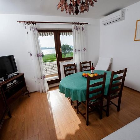 Apartments Val Mari - Laguna Rovinj Exterior photo